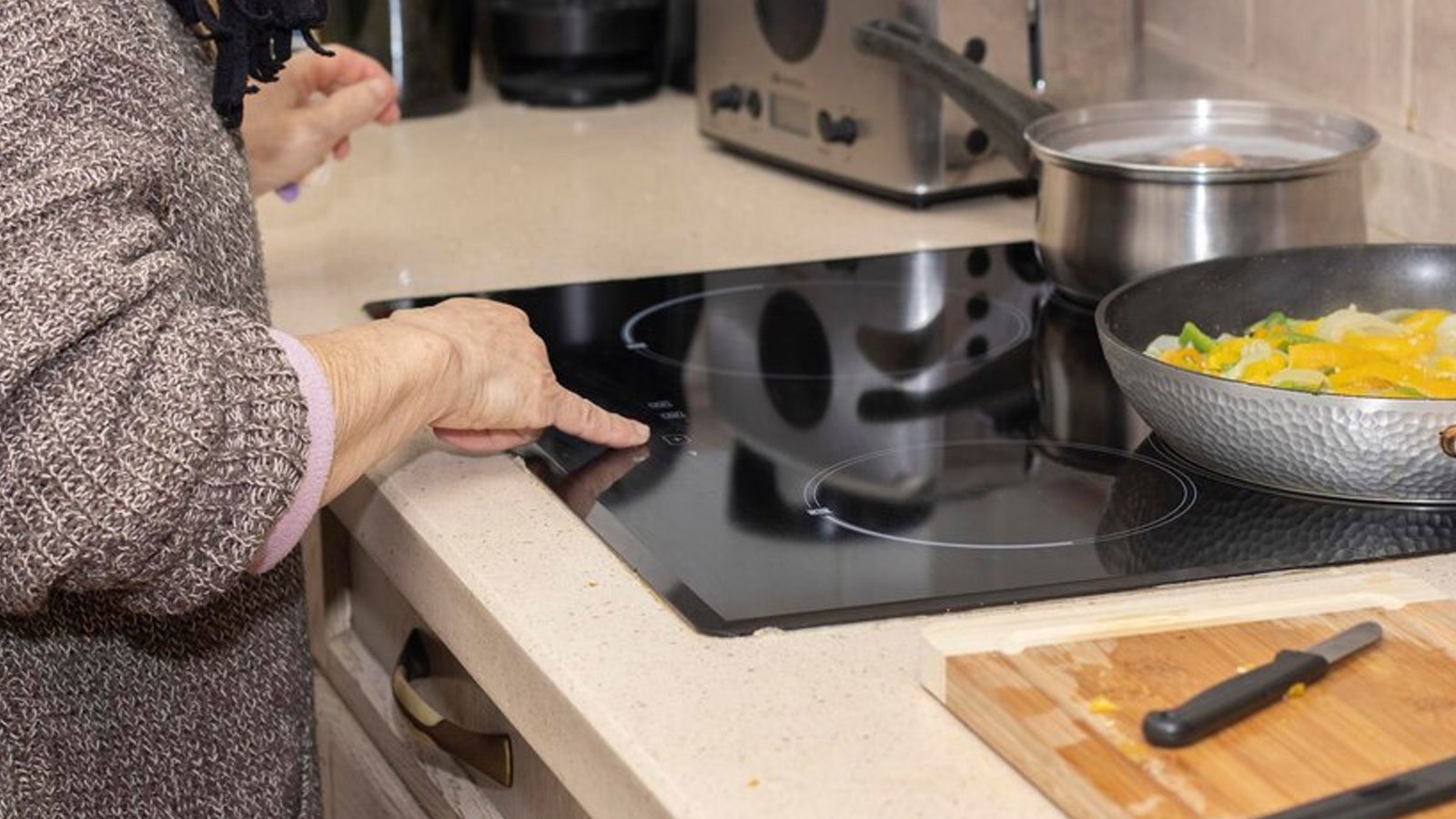 Why Electric Stoves Are Great for Cooking?